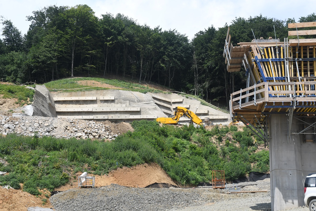 Kontrola výstavby obchvatu D1 v Prešove